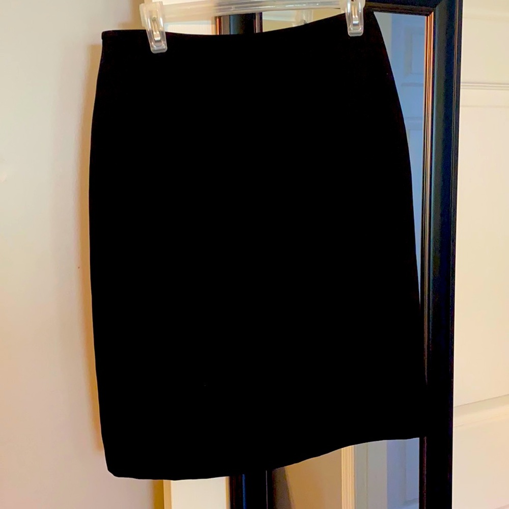 Black lined knee length pencil skirt